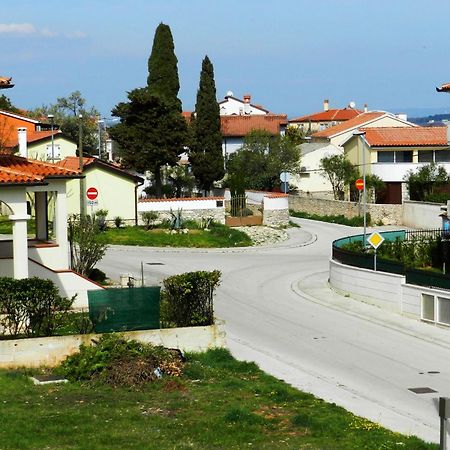 Smaragdna Villa Yourcroatiaholiday Премантура Екстериор снимка