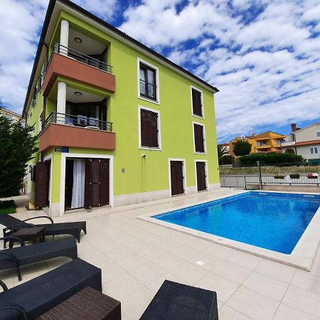 Smaragdna Villa Yourcroatiaholiday Премантура Екстериор снимка